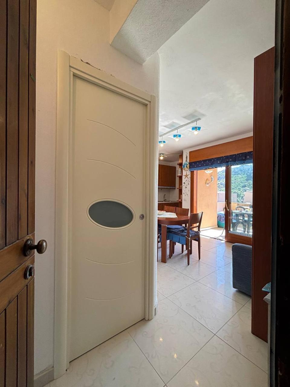 Marlena Apartment Ла-Маддалена Екстер'єр фото
