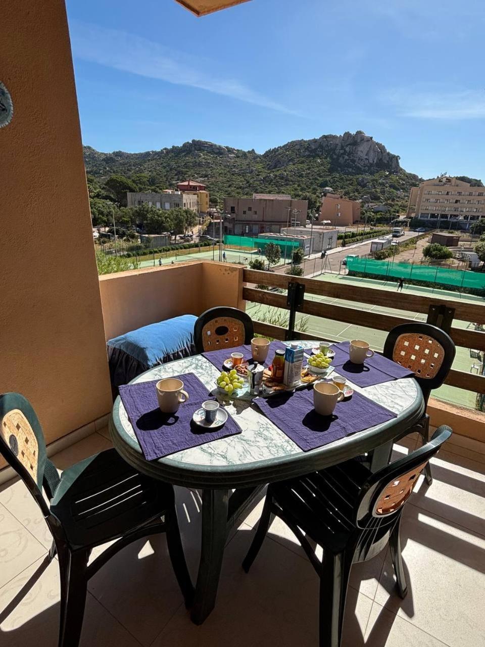 Marlena Apartment Ла-Маддалена Екстер'єр фото
