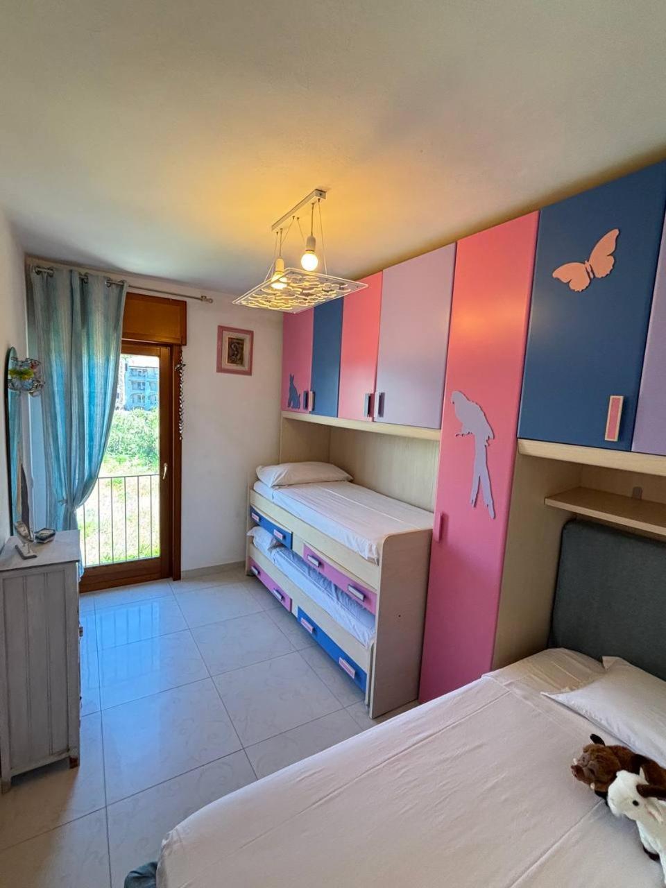 Marlena Apartment Ла-Маддалена Екстер'єр фото