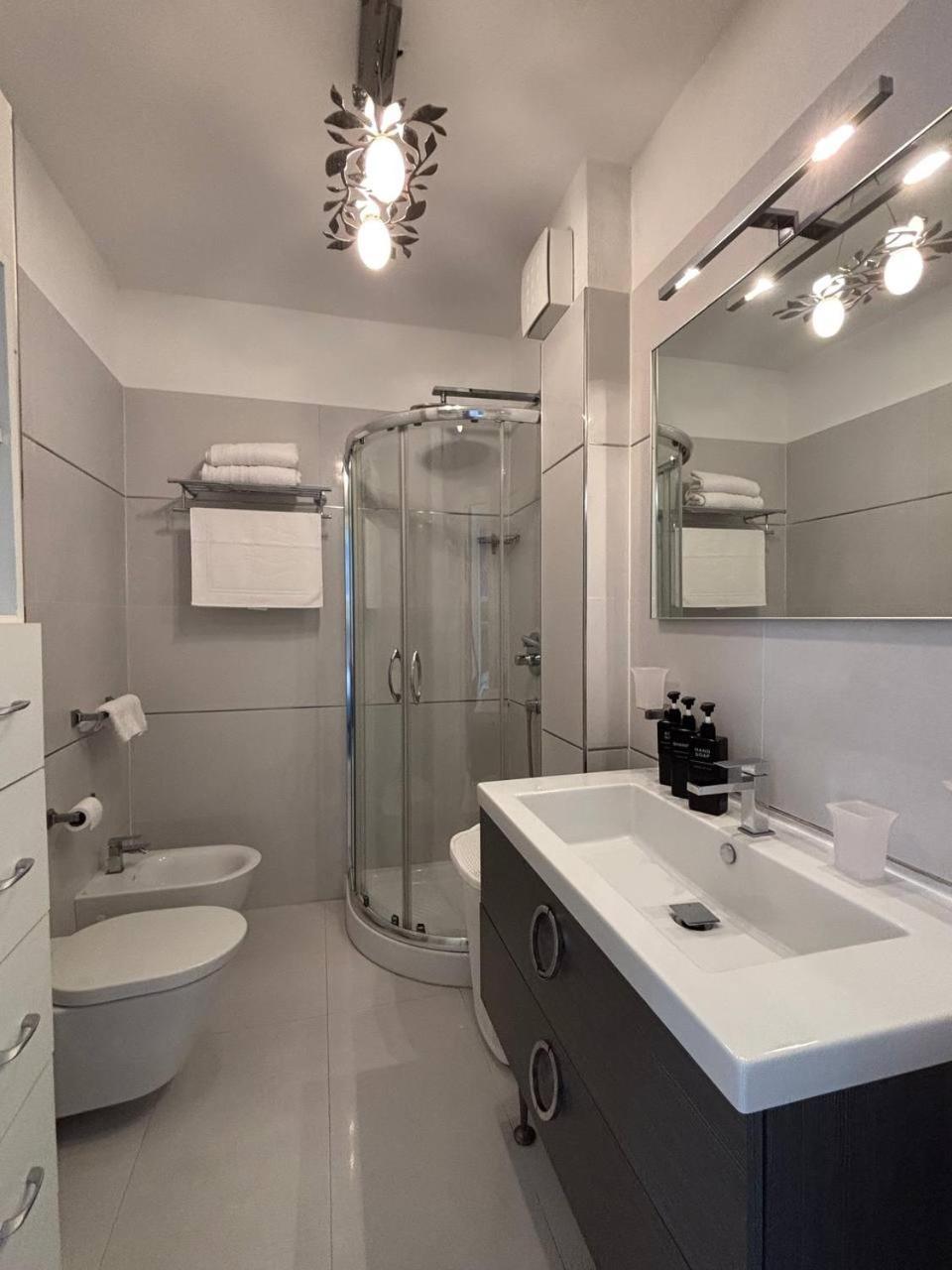 Marlena Apartment Ла-Маддалена Екстер'єр фото